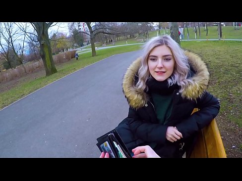 ❤️ Menelan air mani panas orang asing demi uang - blowjob di taman oleh Eva Elfie ❤❌ Sialan pada kami